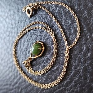 VTG Gold Necklace with Green Pendant